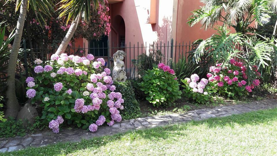 Casa Tra Il Verde E Il Blu Genova Exterior foto